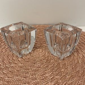 Set of two clear glass candle/tea light ho…